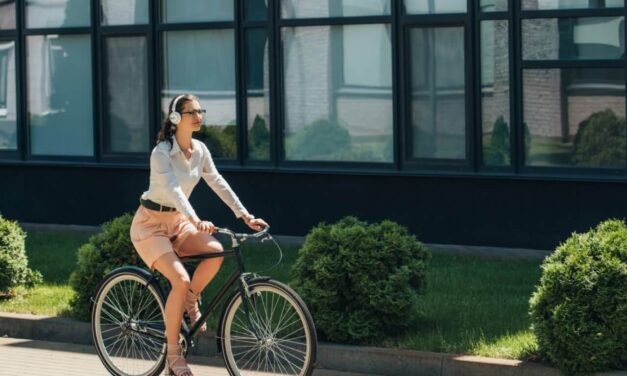 Fahrradfahren mit Kopfhörer: Ist Musik hören auf dem Fahrrad erlaubt?